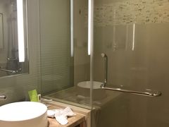 -上海浦东康桥绿地假日酒店