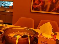 -润园四季椰子鸡火锅(卓越INTOWN店)