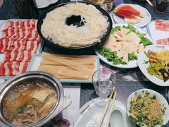 -名都晓荷塘主题火锅(春光路店)