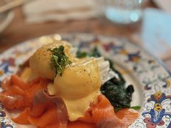 三文鱼班尼迪克-Alimentari早午餐(安福路店)