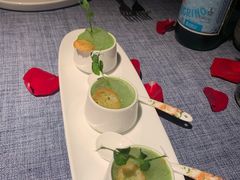 蜗牛-弦月窗LUNETTE BY AMANDA(复兴路店)