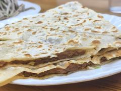 -溢心园香河肉饼总店