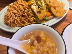 -山里屯铁锅炖·东北菜(康桥店)