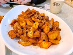干煸馕炒肉-汗腾格里·风味餐厅(新疆驻京办店)