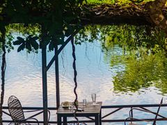 -侯臣咖啡文化村