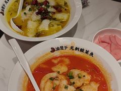 -渝是乎酸菜鱼(龙旗购物中心店)