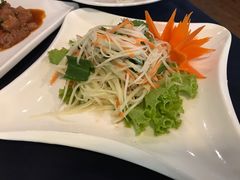 -Neary Khmer Restaurant
