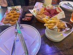 -Famous肥猫墨西哥音乐餐吧(五棵松华熙LIVE店)