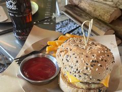 汉堡套餐-J Create城市露营咖啡·简餐·宠物(上海动物园店)