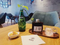 -ZING COFFEE 镜咖啡