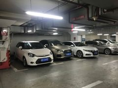 -中山公园-龙之梦停车场