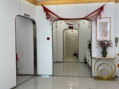 -皓齿连锁·雅贝健口腔·种植·矫正中心(虹口曲阳路店)