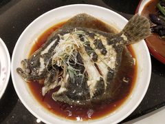 清蒸鲑鱼-香山湖家家宴(中山陵店)