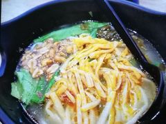 -桂在香知桂林米粉(红博中央公园店)