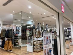 -优衣库(郑州丹尼斯大卫城店)