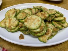 咸蛋黄炒小瓜-甜甜屋(解放中路店)