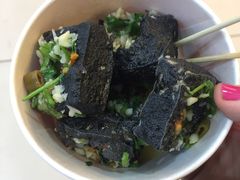 臭豆腐-黑色经典·长沙臭豆腐(粤华路店)