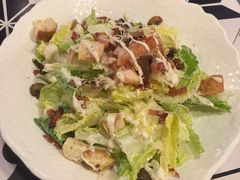经典凯撒色拉-CRAZYONES西班牙海鲜饭(日月光店)