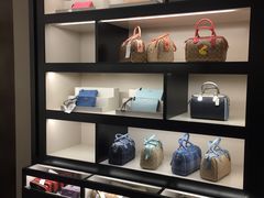 -COACH蔻驰(赛特奥特莱斯店)