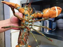 -鑫悦楼煎蟹·16年海鲜大排档
