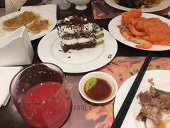 黑森林蛋糕-晶丽香榭自助餐(南京大饭店)