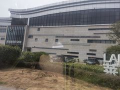 -莱茵体育生活馆