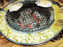 -青瓦炭韩潮烤肉(花园道店)