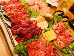-炼火烤肉店