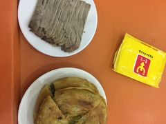 -牛一嘴·兰州牛肉面·大盘鸡(财富中心店)