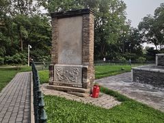 -玲珑塔公园