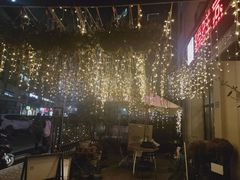 -臻鲜燕海鲜融合餐厅(金陵style店)