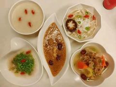 -爱月宝月嫂·育儿嫂