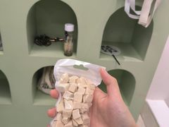 -怪兽屋·羊驼·猫咖·狗咖(俊华广场店)