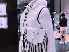 -HOGAN(久光百货店)