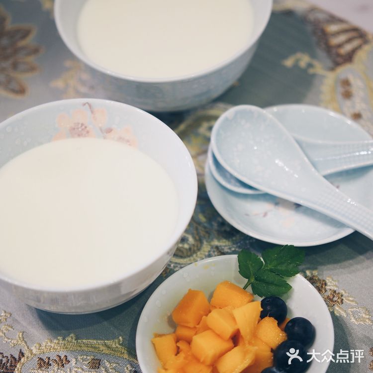 『为了消耗盒装奶，终于对双皮奶下了手！』