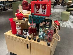 -星巴克臻选(华堂·新辰汇店)