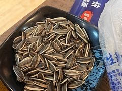 -华府九号海鲜烧烤大排档(龙域店)
