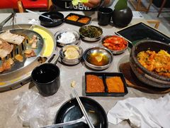 -哈哈碳都·牛肋条无限自助烤肉(台江万达店)