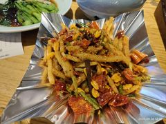 -荷花亭·湖北融合菜(十堰武商MALL店)