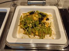 -南郊宾馆·风味自助餐厅·山东十六地市特色菜