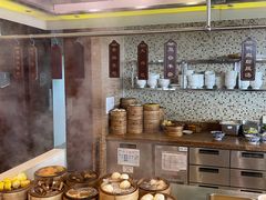 -湖景知味西餐厅•自助餐• 轻食(南京金茂威斯汀大酒店)