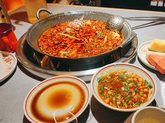 -吃城都·鱼蛙火锅(西玉龙街店)