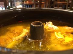 -云海肴·汽锅鸡·云南菜(天山百盛优客店)