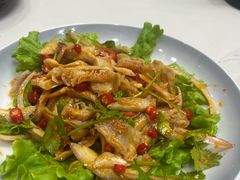 -三江源美食城