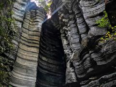 -梭布垭石林景区