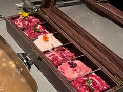 -左庭右院鲜牛肉火锅黑金店(陆家嘴中心店)
