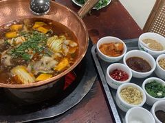 -朝伟清真铜瓢牛肉馆(三十年老·店)