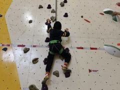 -问山MountQuest攀岩馆