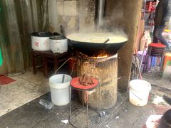 -云南大锅豆浆店