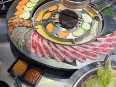 -哈哈碳都·牛肋条无限自助烤肉(台江万达店)